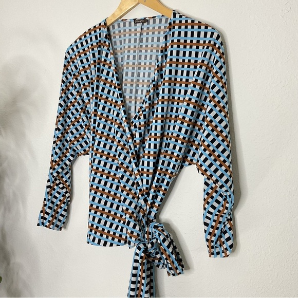 J. McLaughlin Wrap Blouse - Picture 2 of 5